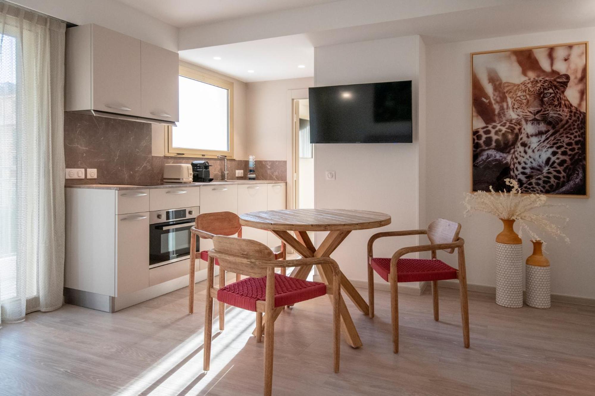 Residence Hoteliere Chambord Au Coeur De Menton - Entierement Renovee Dış mekan fotoğraf